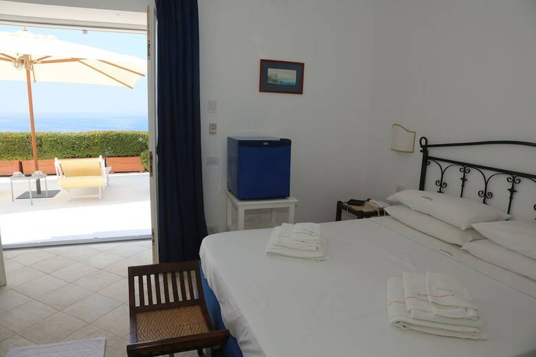 Hotel Villa Blue Grotto Bay