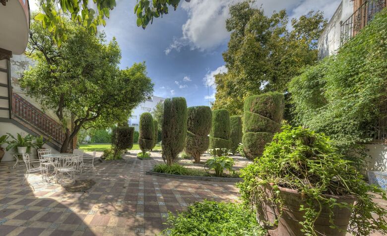 Bed & Breakfast Palacio Del Virrey Laserna