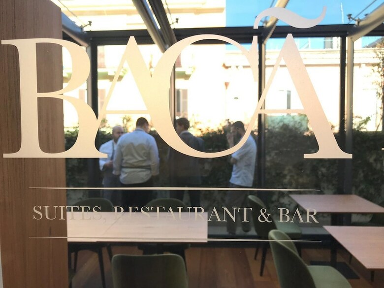 Hotel Bac� Suites Restaurant & Bar
