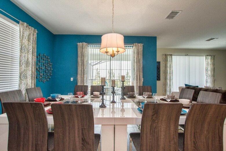 Storey Lake-6 Bedroom Pool Home-1651st
