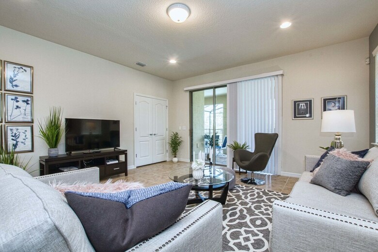 Windsor At Westside-6 Bedrooms House W/pool-3720ww