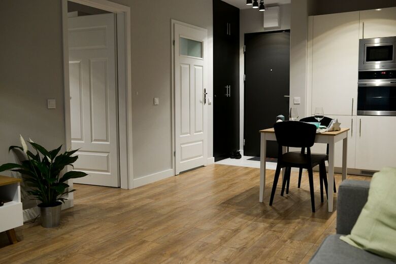 Crystal Apartments