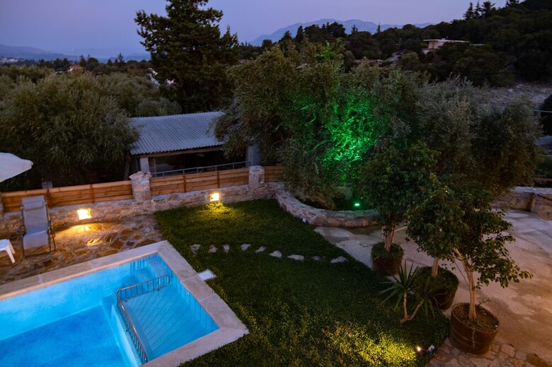 Traditional Villa In Fres