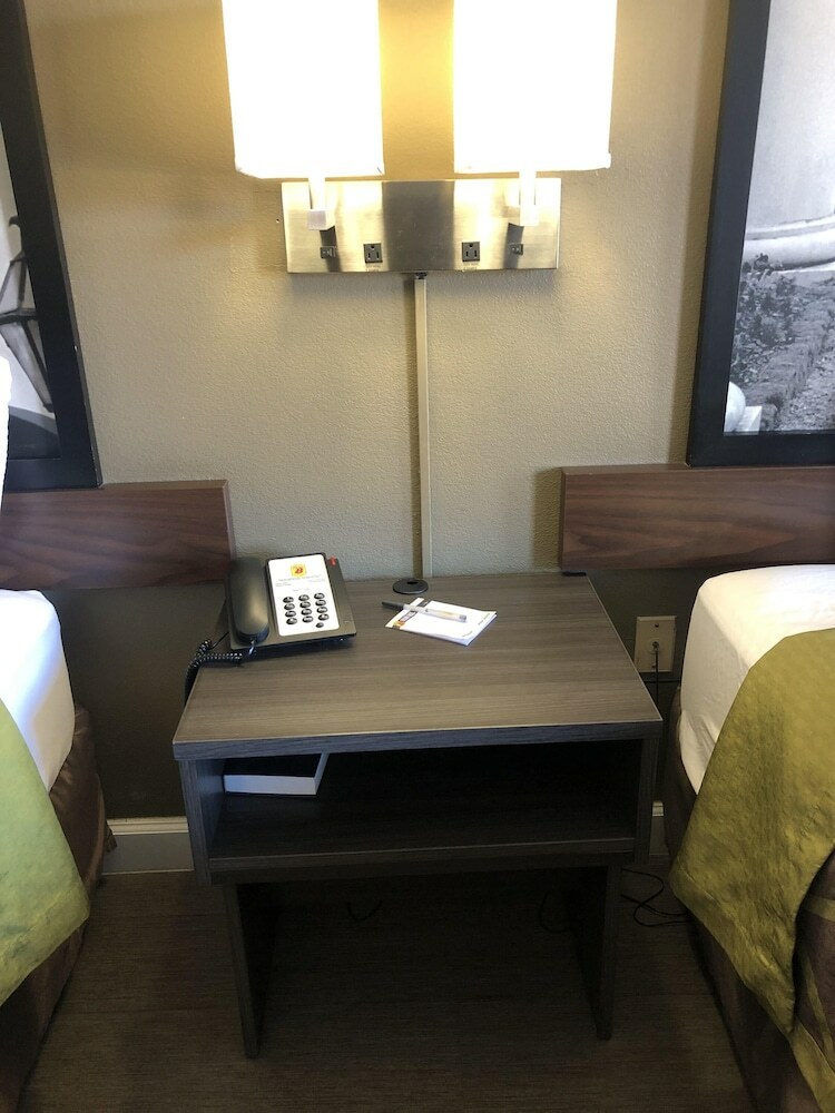 Motel Super 8 By Wyndham, Orangeburg