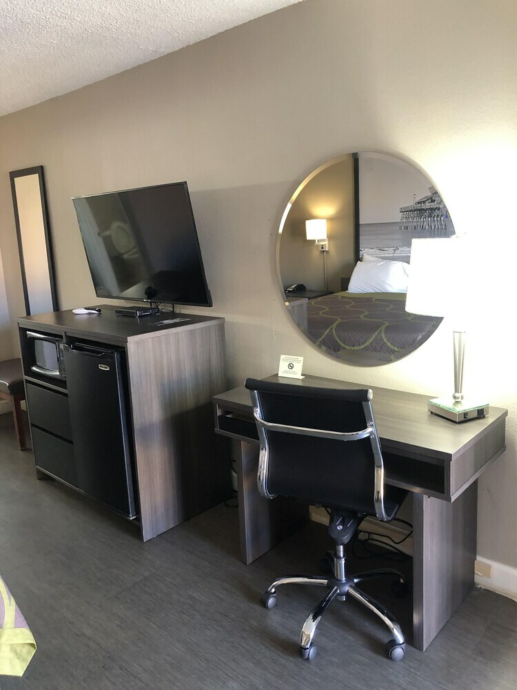Motel Super 8 By Wyndham, Orangeburg