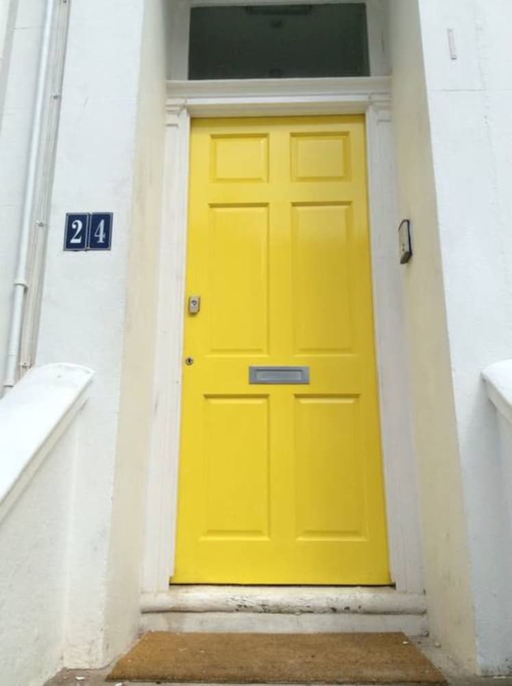 Beautiful City Centre 1 Bedroom Apartment