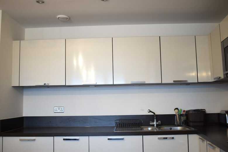 Apartamentos Modern 2 Bed Flat With Balcony In Canada Water