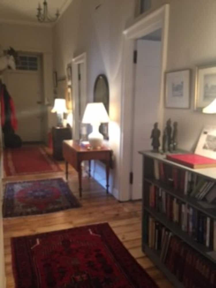 Apartamentos Elegant 2 Bedroom Home In City Centre