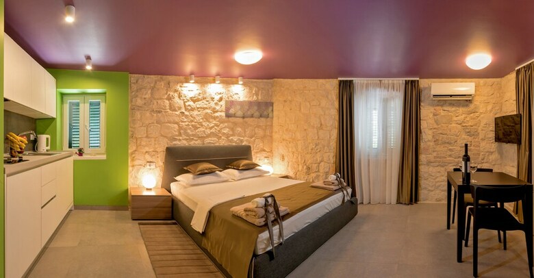 Hotel Annies Stone Studio & Room