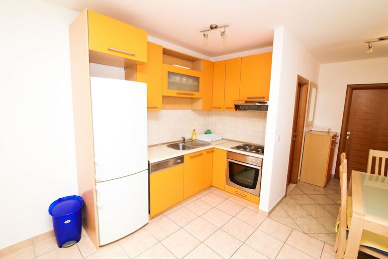 Apartments Mara