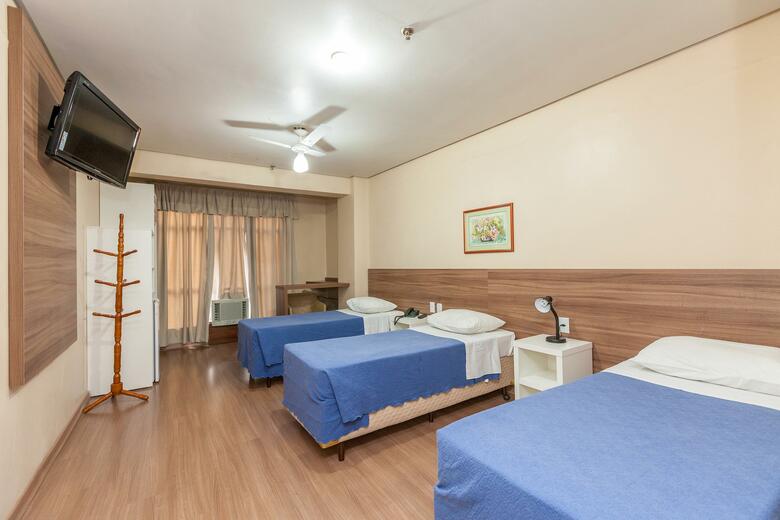 Tri Hotel Poa