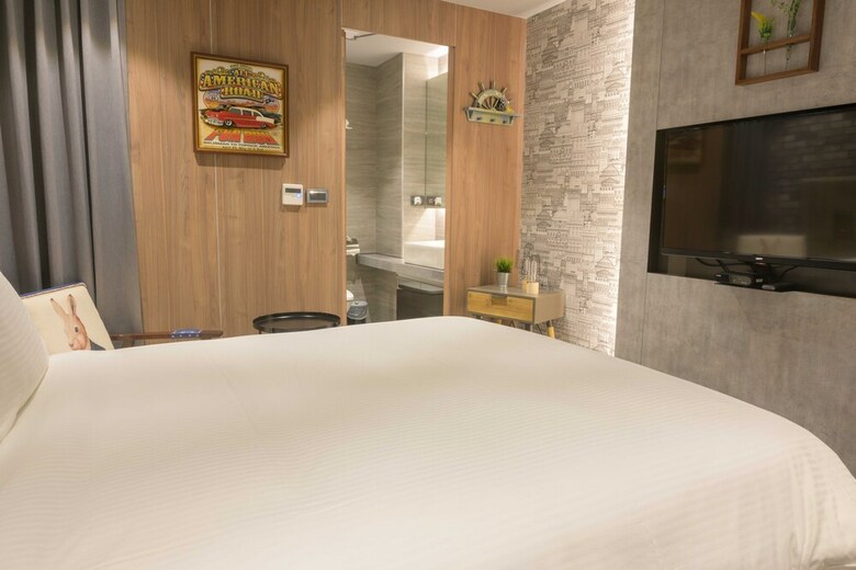 Fengjia K Hotel