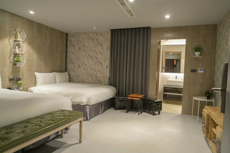 Fengjia K Hotel