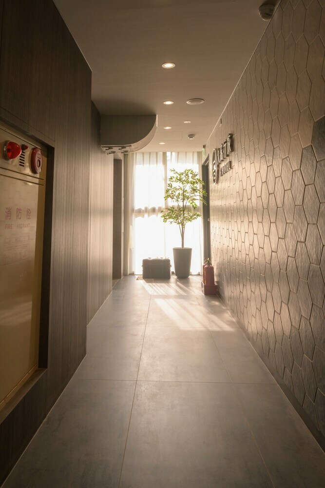 Fengjia K Hotel