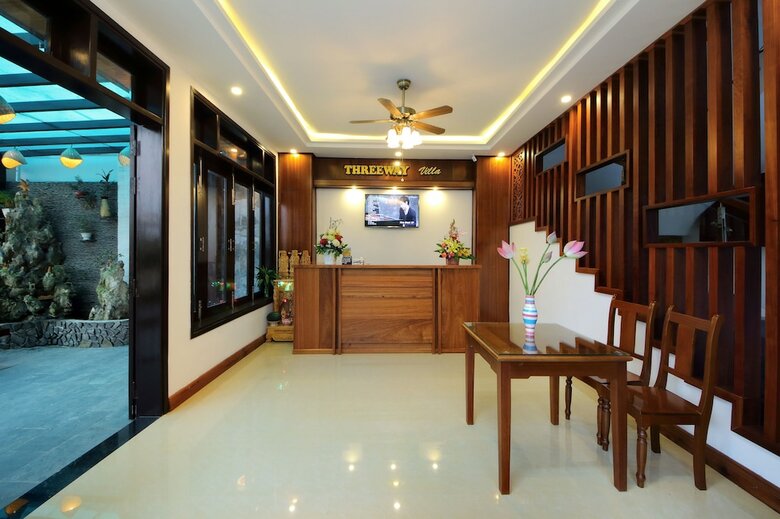 Hotel Threeway Riverside Villa