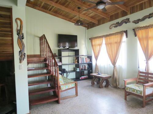 Inn Jimenez Bed & Breakfast