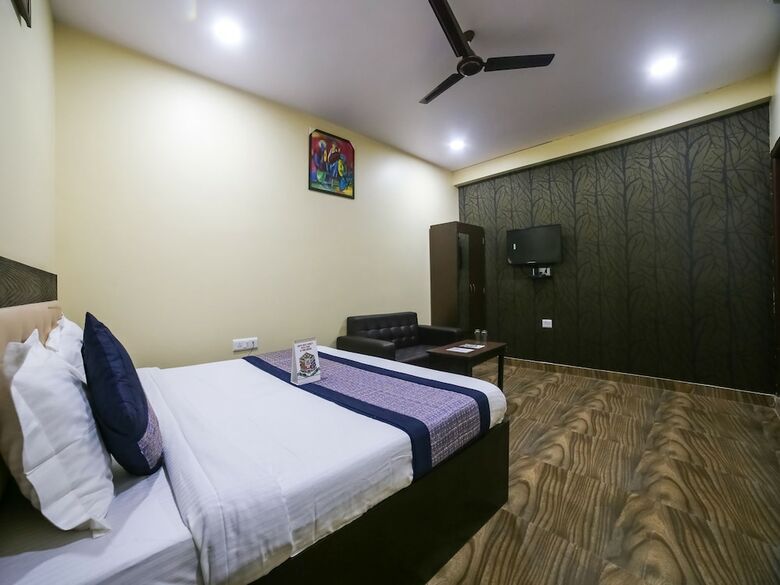 Hotel Oyo 19481 Jp Villa
