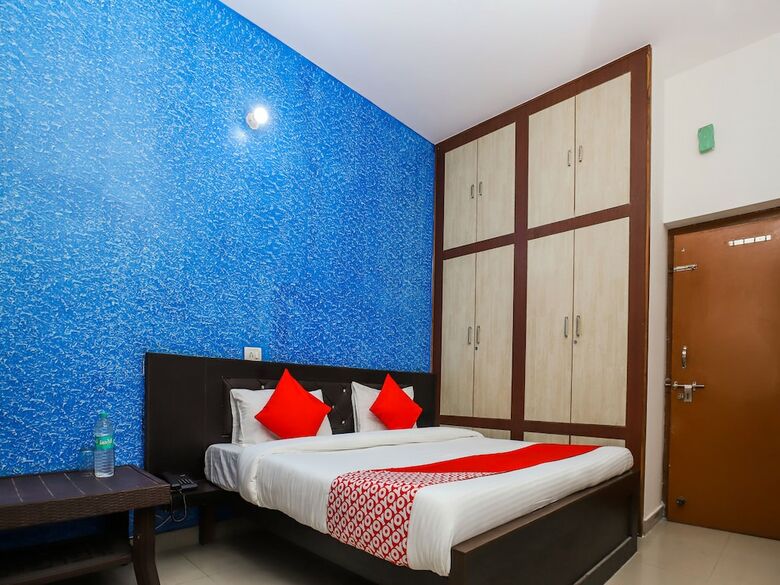 Oyo 19456 Hotel Shagun Palace