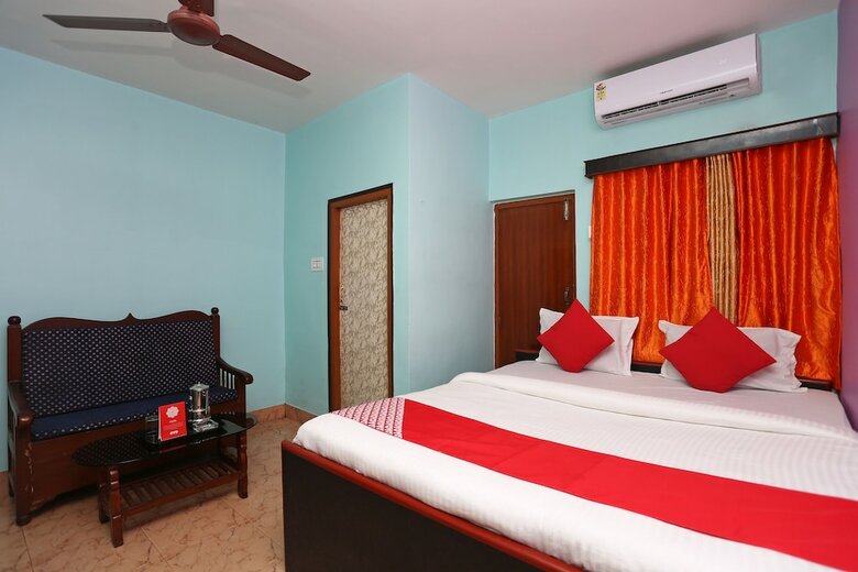 Hotel Oyo 13568 Debalay Guest House