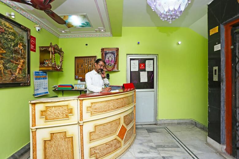 Hotel Oyo 13568 Debalay Guest House