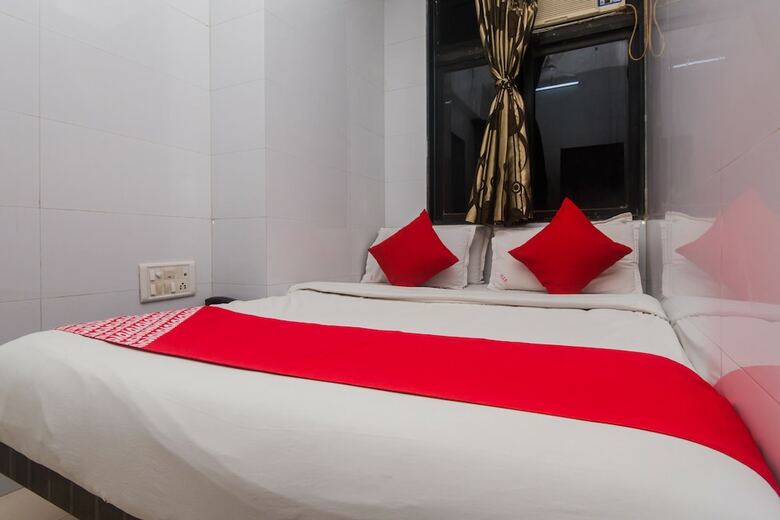 Oyo 24050 Hotel Sweet Dream