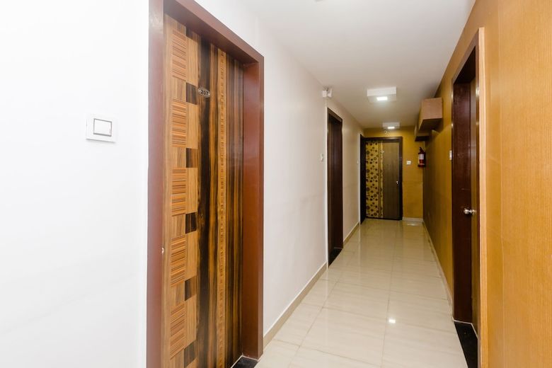 Oyo 27680 Hotel Stay Inn