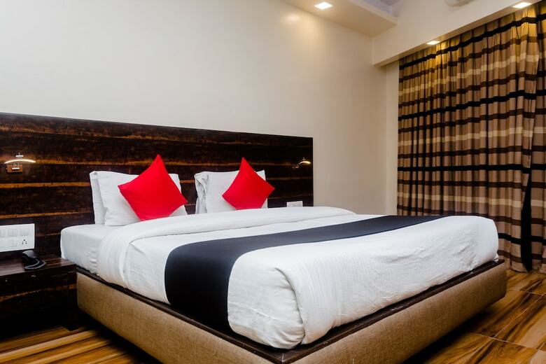 Capital O 27600 Hotel Sai Plaza