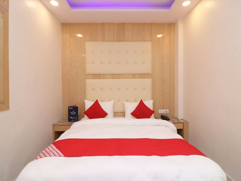 Hotel Oyo 13774 Check In Room