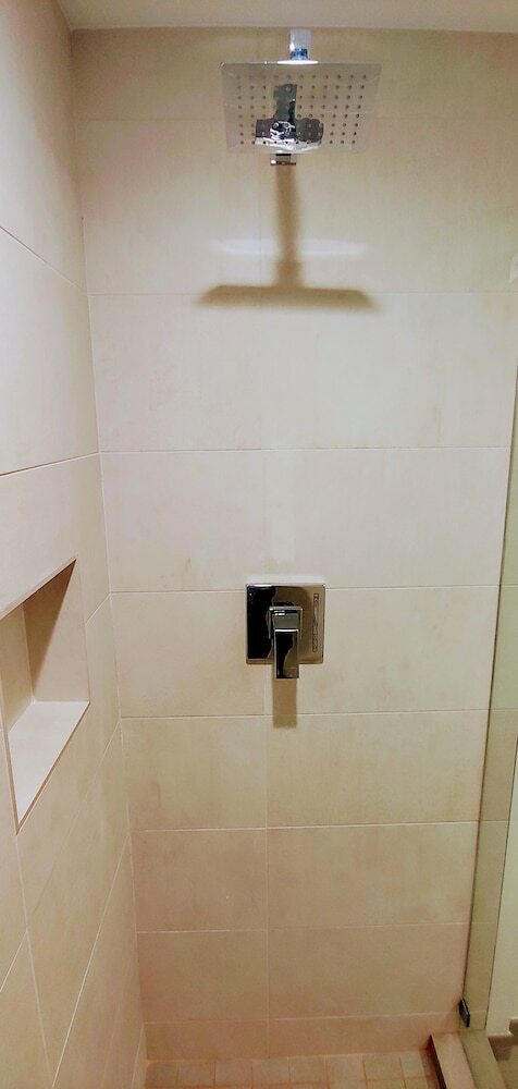 Brand New Water Apartment On The Beach