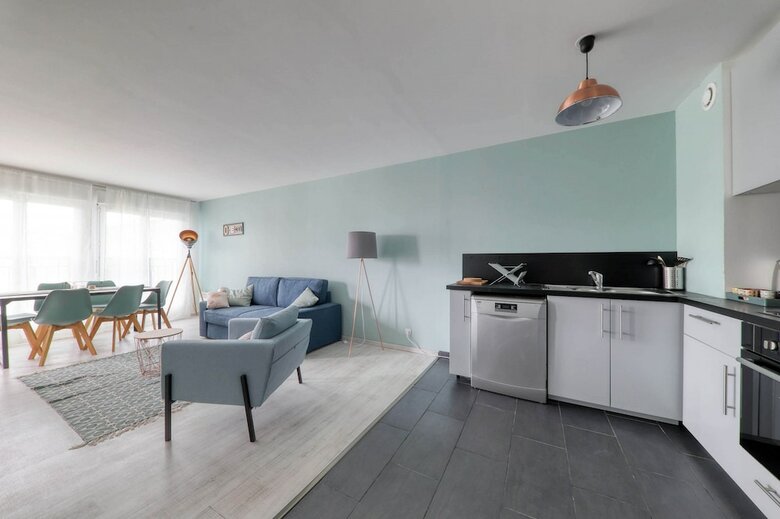 Victoria Apartment