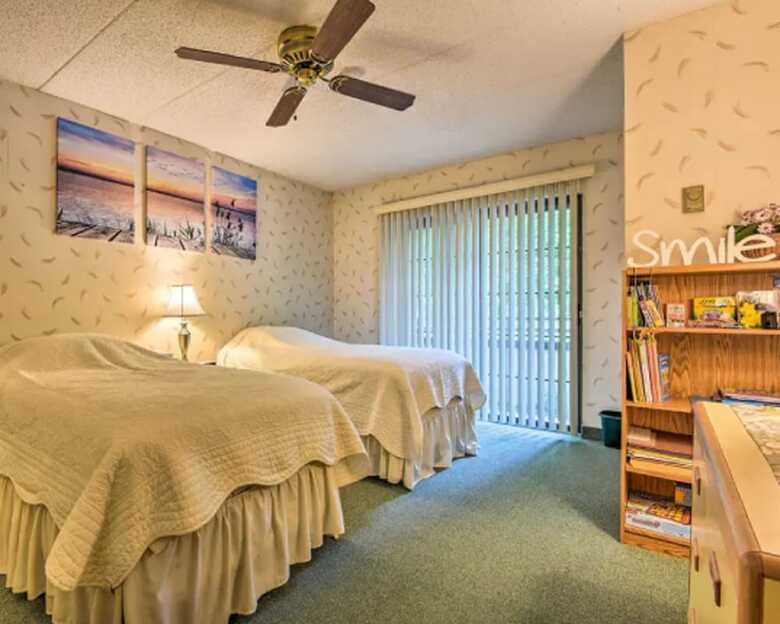 Cozy Pocono Mountain Escape