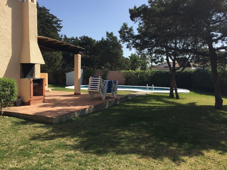Villas Marbesa Club
