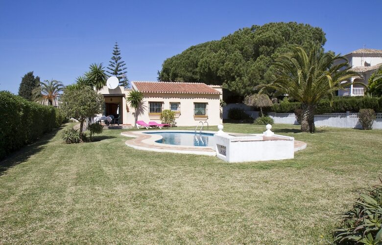 Villas Marbesa Club