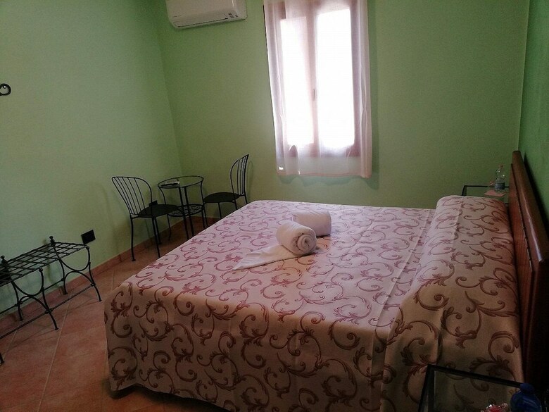 Bed & Breakfast Karingo House