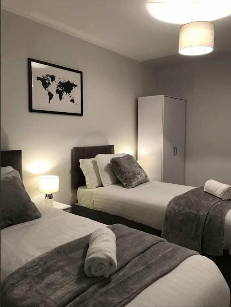 Apartamentos Barall Court