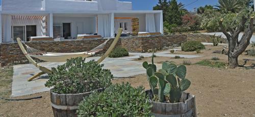 Villa Tinos Blend Suites