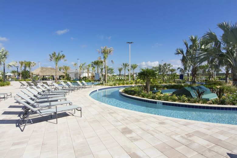 Lovely Vacation Townhouse With Pool Sl3103