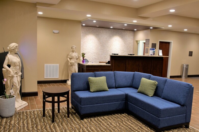 Hotel Comfort Inn And Suites
