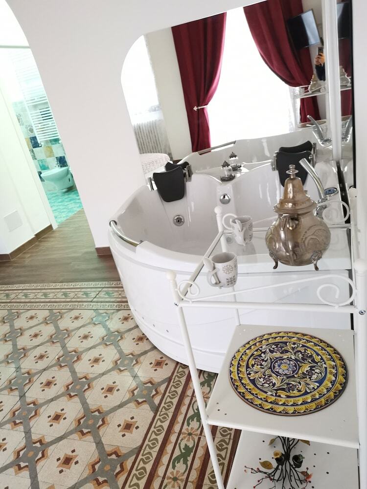 Bed & Breakfast Suite Inn Centro Dimora Storica