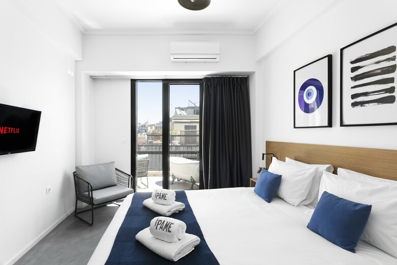 Hotel Pame House