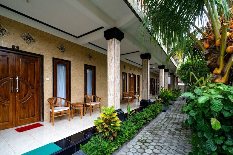 Hotel Mega Cahya Bungalow