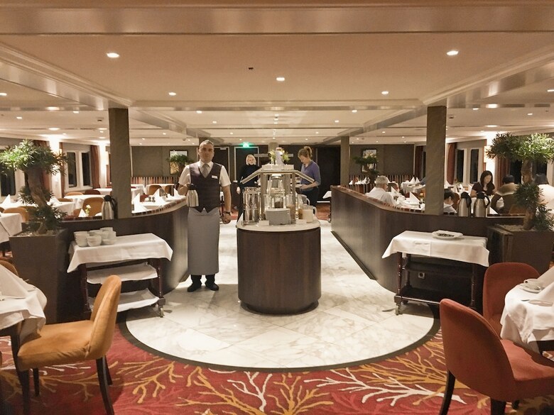 Hotel Select Ms Charles Dickens - D�sseldorf