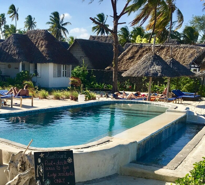 Hotel Driftwood Beach Lodge