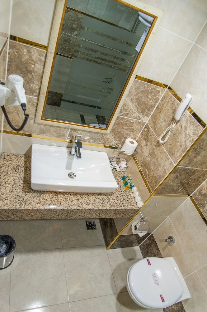 Dundar Hotel