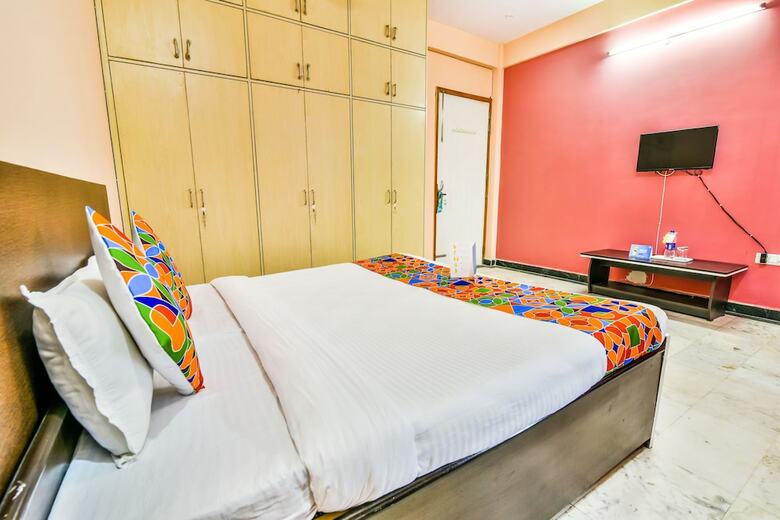 Fabhotel Casa Meera Boutique