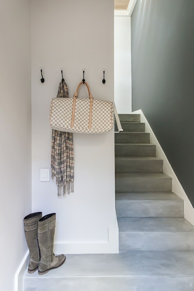 Villa 9a Loader Street