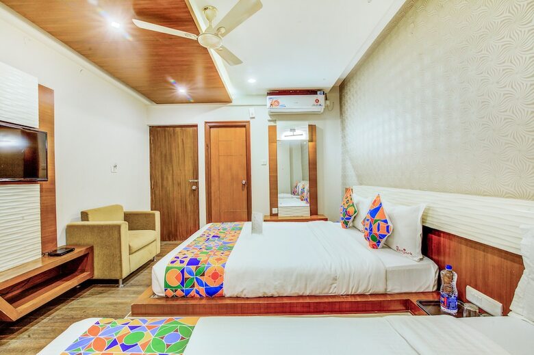 Fabhotel Empark