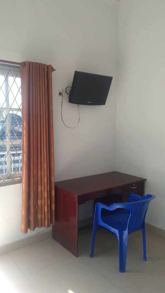 Hostal Amelia Kost