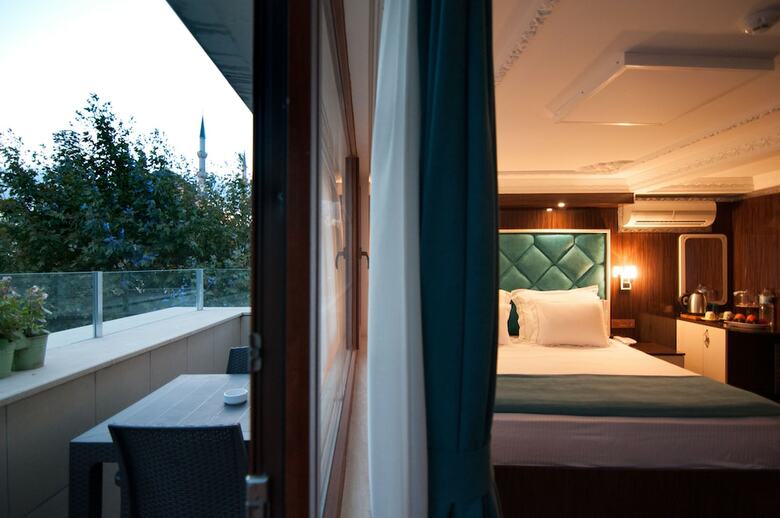 Hotel Akbiyik Suite