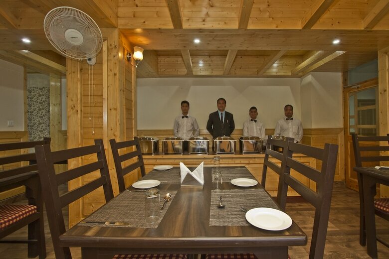 Hotel Manali Mountain Regency